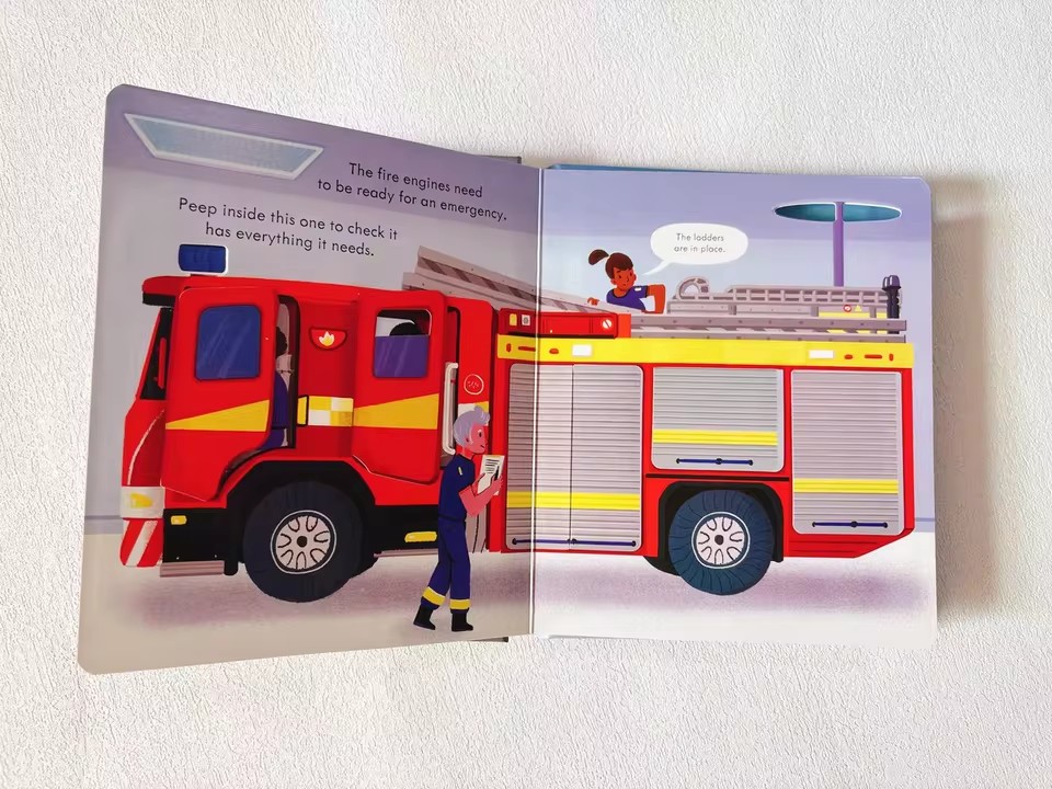 Usborne ピープインサイド 消防車の仕組みを知る 3D - Kids Education Picture のレビューと価格